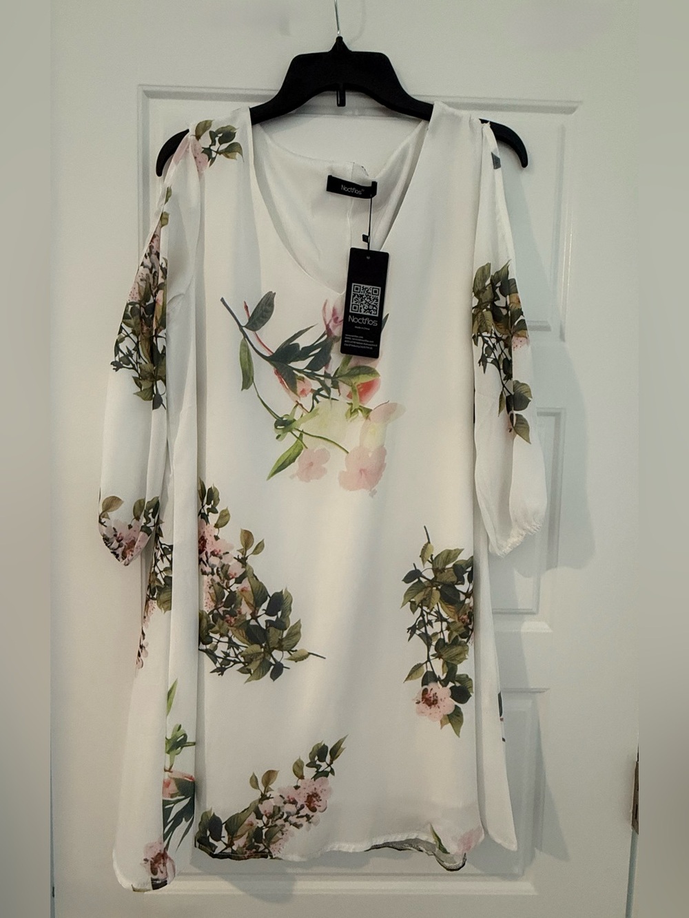 Noctflos White Floral Cold-Shoulder Mini Dress